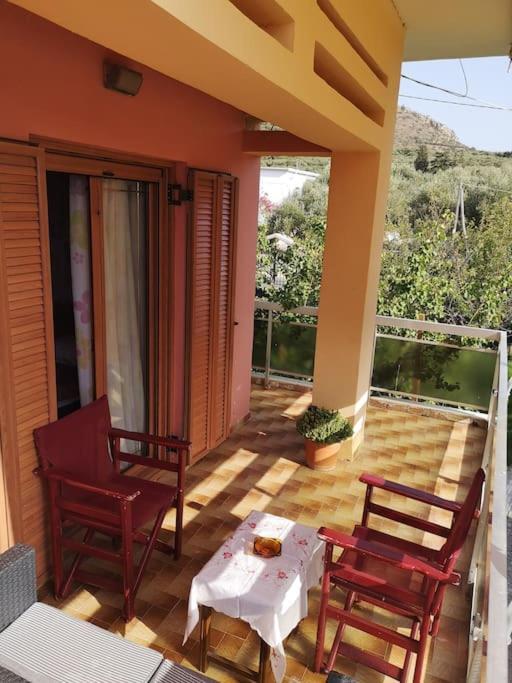 Sunshine Studio Villa Kíssamos Esterno foto